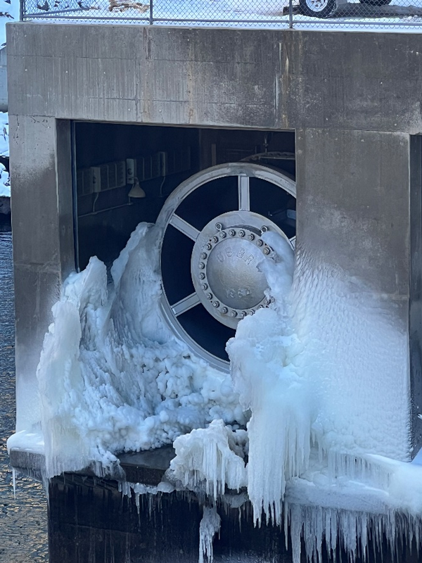 Once winter came water began to freeze in and around the hollow jet chamber of the bypass works